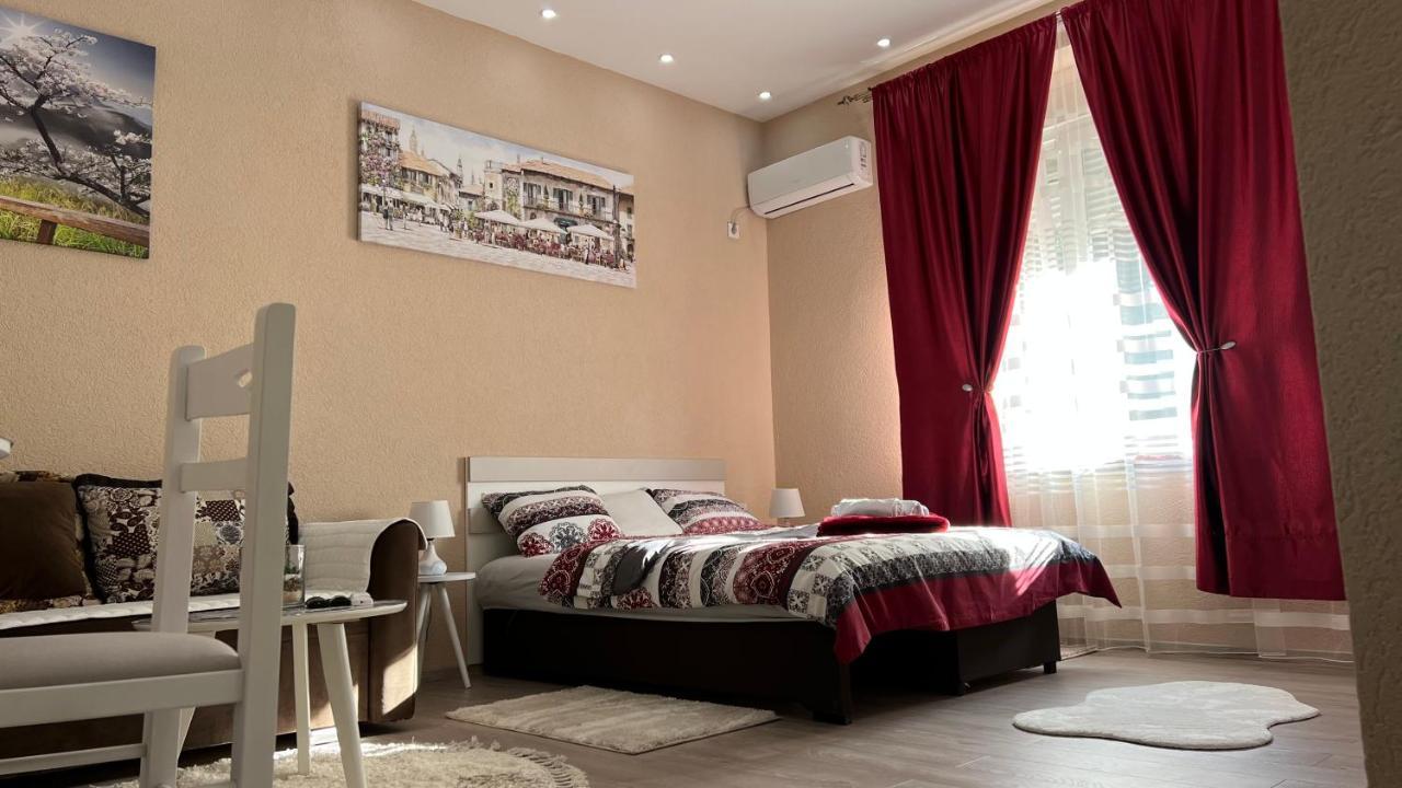 Apartment Downtown Podgorica Bagian luar foto